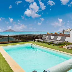 Oasis Beachfront By Holidays Corralejo